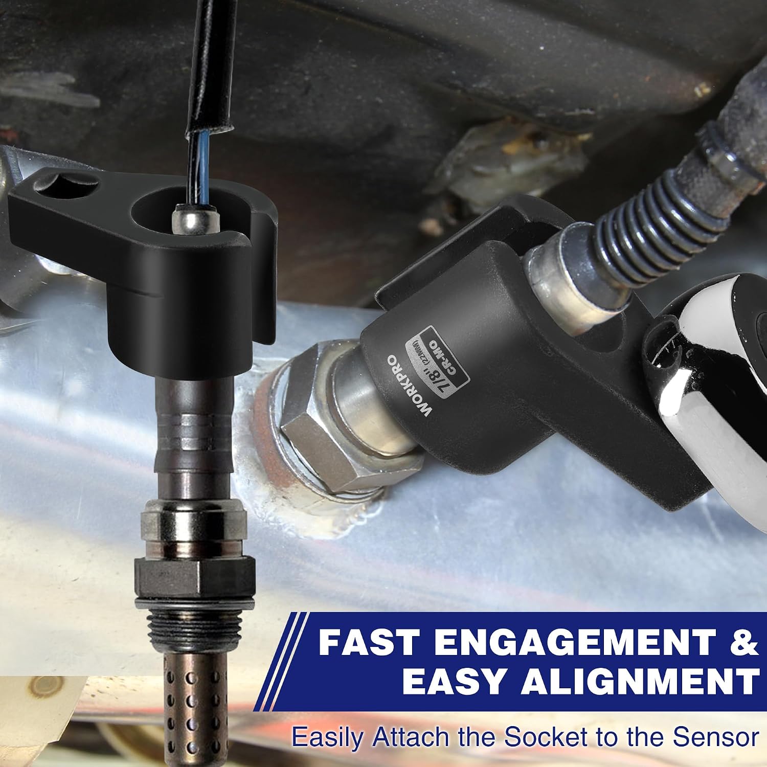 Oxygen sensor socket engaged on sensor fitting with ratchet handle