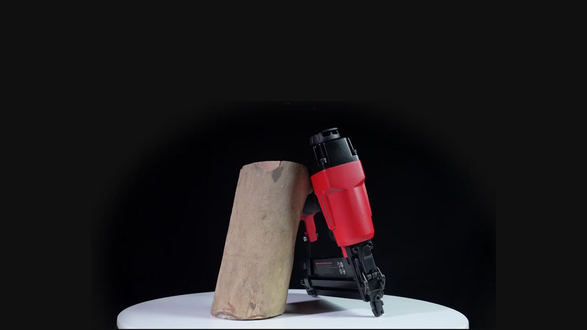Load video: WORKPRO Pneumatic 2 in 1 Brad Nailer with 400pcs Nails/ 300 Pcs Staples