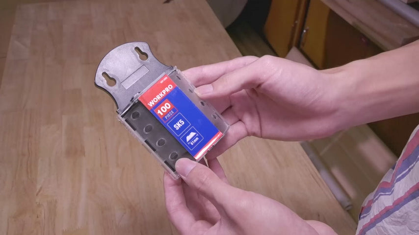 Load video: WORKPRO 100 Pcs Utility Knife Blades SK5 Steel with Dispenser