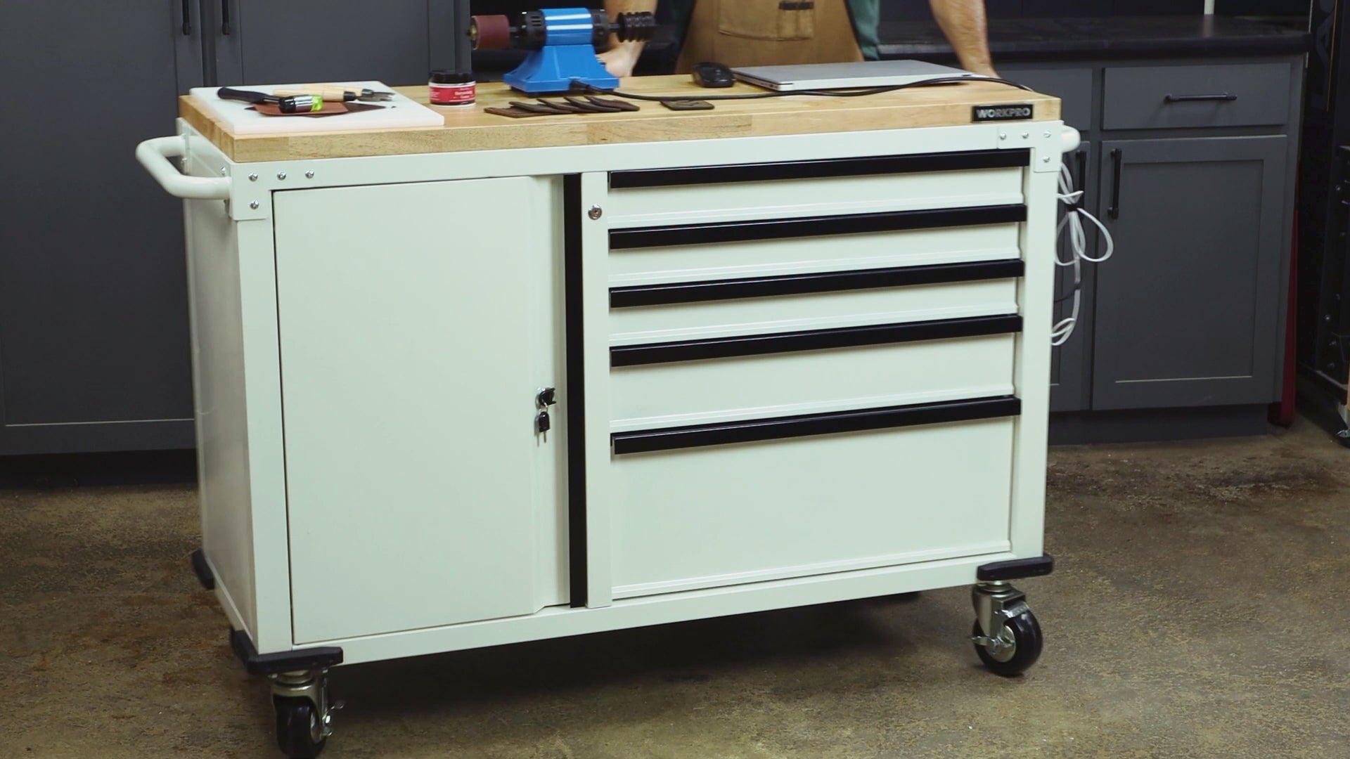 Load video: WORKPRO 52" Rolling Tool Chest with Wheels, 5-Drawer &amp; Cabinet, 1000 lbs